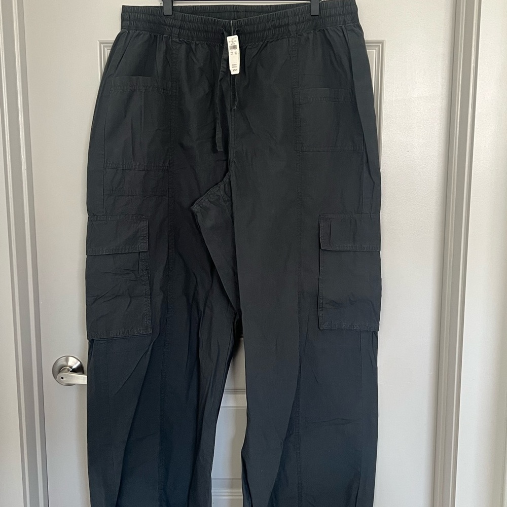 Aerie Women’s Dark Gray Cargo Pants